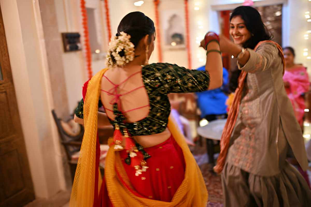 Bridal:lltxl8sscds= Lehenga Blouse Design Back